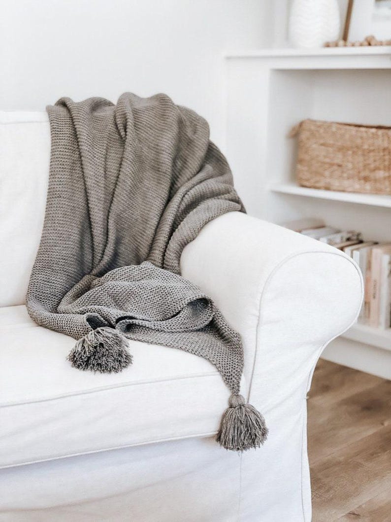 Knit Throw Blanket With Tassels - Thumbnail 5