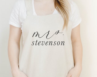 Apron - Personalized Mrs. - present, housewarming gift, kitchen decor, mother's day present, gift for mom