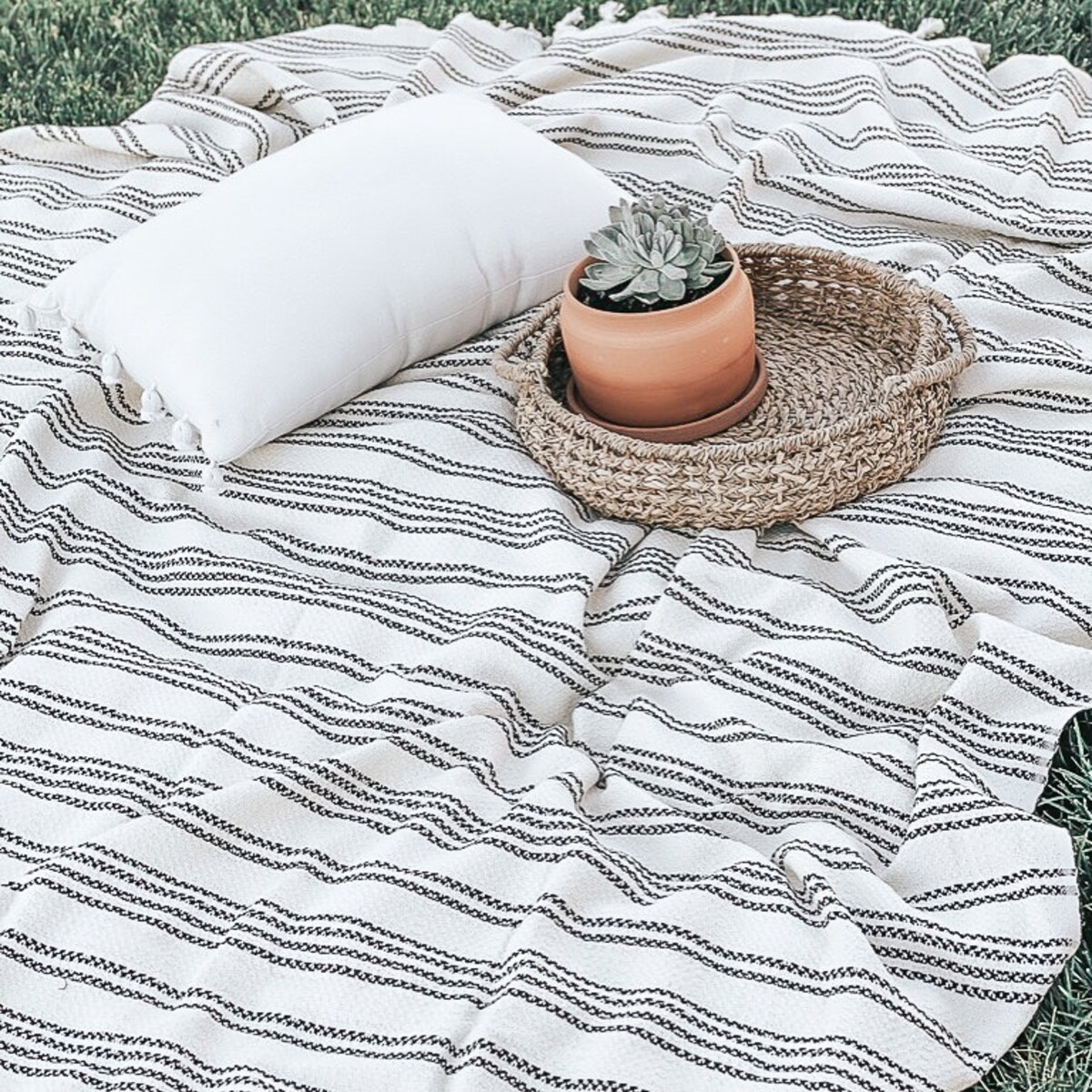 Picnic Throw Blanket - Oversized Blanket