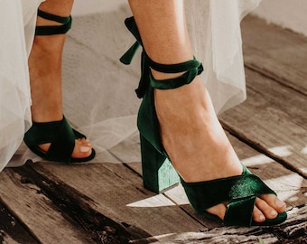 Chaussures de mariage vert émeraude, Talons verts, Chaussures à talons carrés, Chaussures de mariée vertes, Chaussures vert forêt, Chaussures de mariage en velours, Talons émeraude