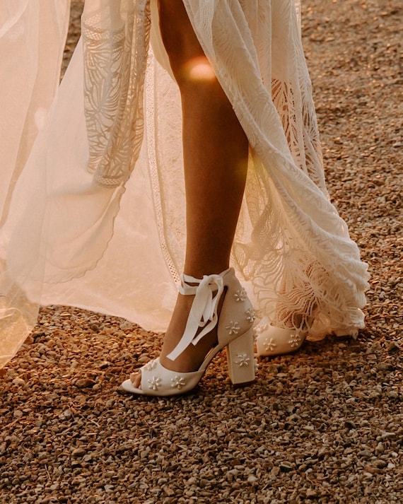 paily heels in ivory stella