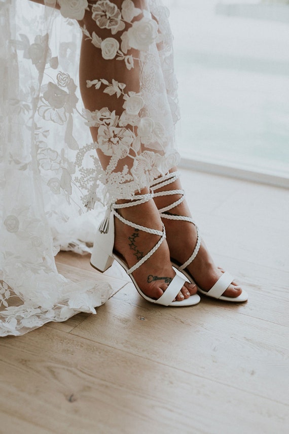 ladies wedding shoes low heel