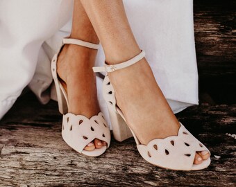 block heels under 1000