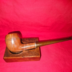 Vintage Bentley Estate Pipe