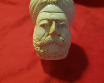 Gorgeous Carved Long Meerschaum Pipe