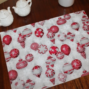 Reversible Christmas Placemats: Red Silver Ornaments, Snowflake Decor - Set of 2