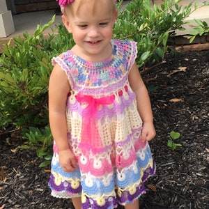 Hand crochet Fantail toddler summer dress, crochet girl dress, baby summer dress, hand made dress, thread crochet baby dress, baby outfit