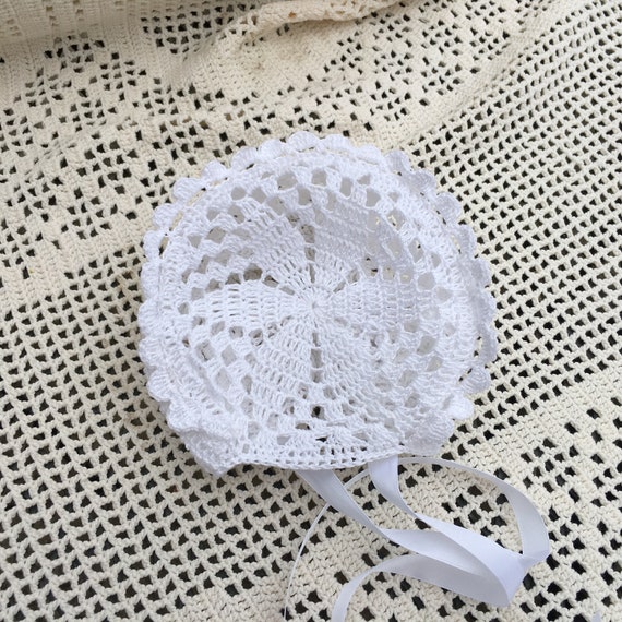 Bonnet Field of Flowers Baby Christening Crochet Pattern, Thread