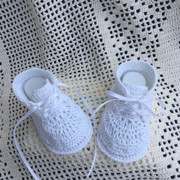 Crochet high top booties baby christening pattern, christening booties, crochet pattern baby, baby shoes crochet, lace baby booties, baby