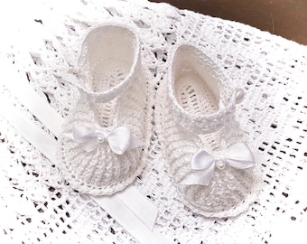 Crochet booties Lilly Anne christening thread pattern, crochet christening pattern, thread crochet, baby pattern, christening booties, baby