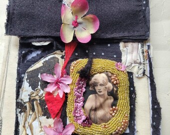textile envelope, sewn in felt, with decor, beads,  image