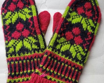 HANDKNIT traditional  winter  mittens in Baltic colors and patterns