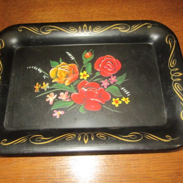Flea Market Find !! Vintage Metal Small Black Tole Tray Floral Pattern Nice Condition 6.5 inches by 4.5 Inches