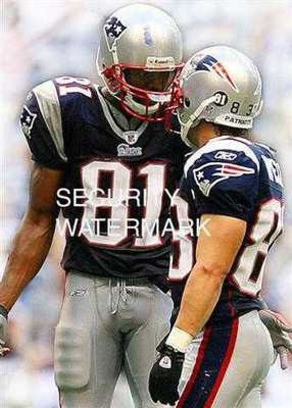 Randy Moss Poster Print Man Cave Football Wall Art New Patriots Poster American Football Print Randy Moss Artwork American Football Poster NFL Decor