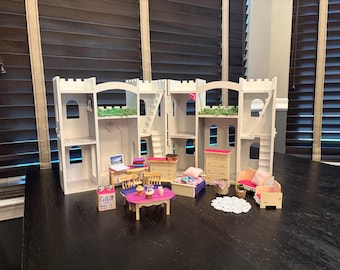 Wooden Castle Dollhouse/furnished Decorated Travel Dollhouse