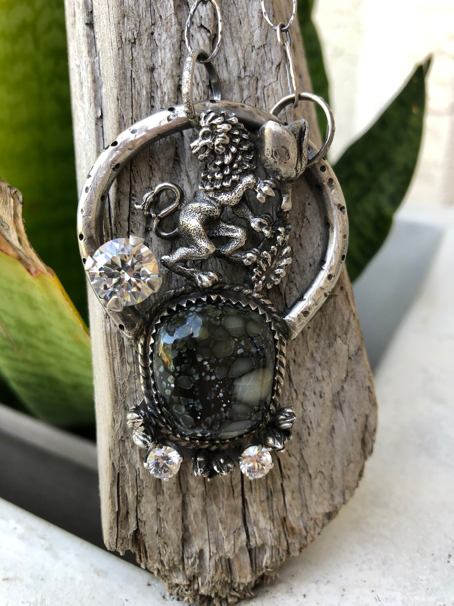 Roses in the mouth of a lion writingplm