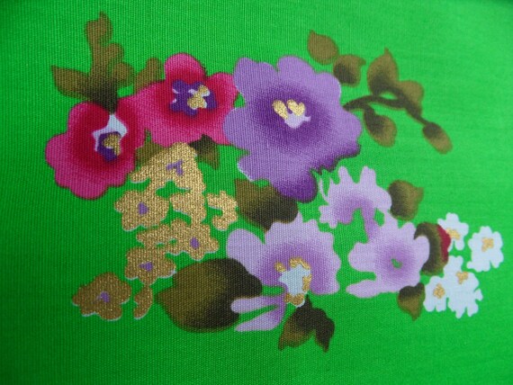 VENTE Kimono coton style japonais, orienta orienta japonais, Asain tissu jardin de printemps vert avec imprimé floral en rose, violet, blanc, or : 2 m. (016) bd7f4f VENTE Kimono coton style japonais, orienta orienta japonais, Asain tissu jardin de printemps vert avec imprimé floral en rose, violet, blanc, or : 2 m. (016) bd7f4f