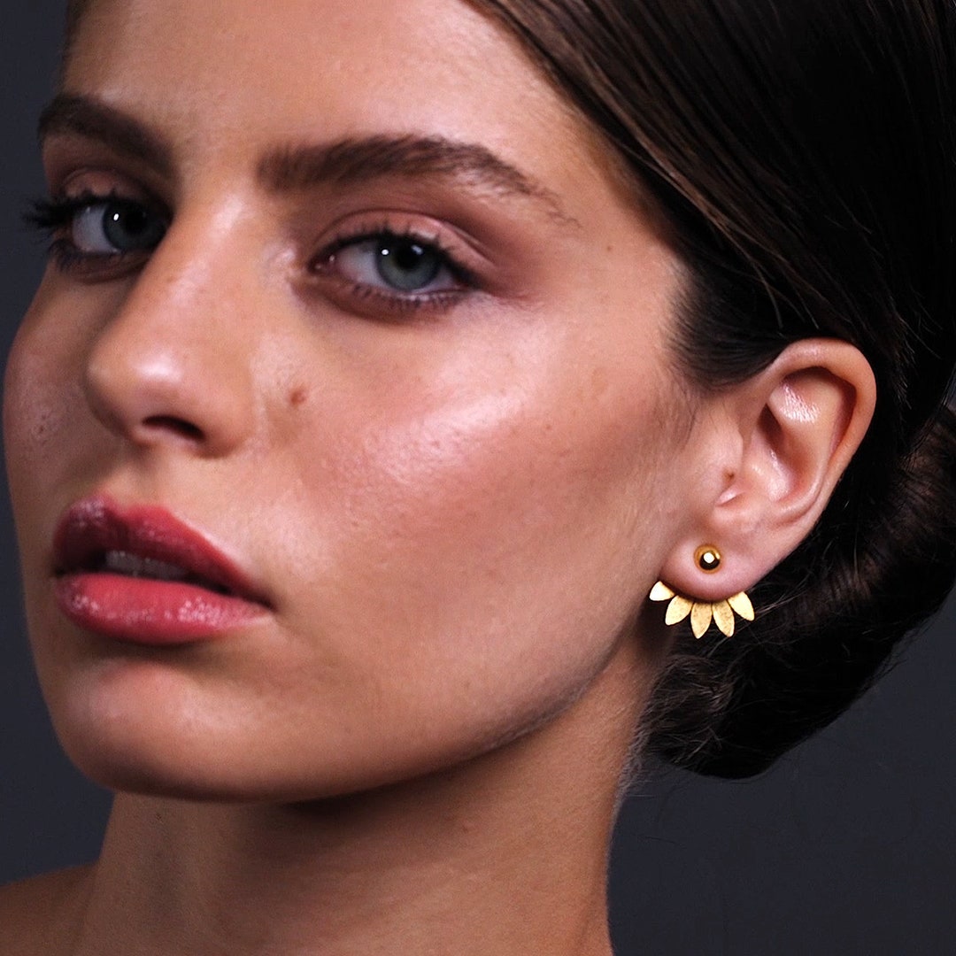 【TATIANA】(Silver925) Pearl & Ribbon Tie Ear Jacket Earring TATIANA】(Silver925) Pearl & Ribbon Tie Ear Jacket Earring