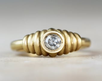 ゴールドとグレーパールダイヤリング ダイヤモンド 10K イエローゴールド リング 10号-22号 - AVALANCHE