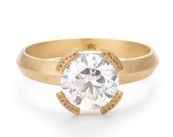 Dainty Solitaire Mossonite Ring 14k/ 18k Gold