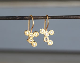 Elegant 18k Gold Diamond Earrings for Brides - Handcrafted Jewelry