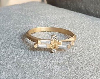 22k massief gouden stokbroodverlovingsring met witte diamant