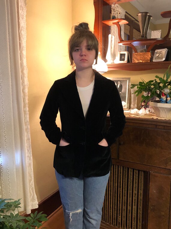 1970s Women’s Black Velvet Blazer