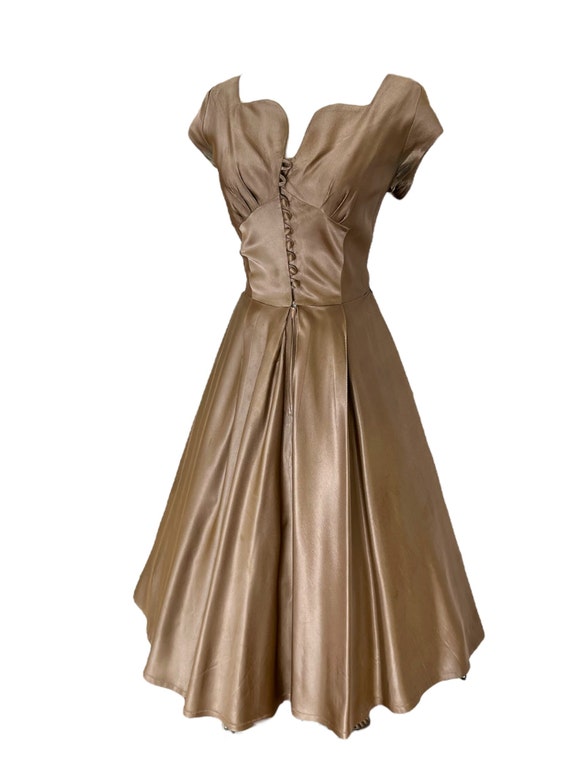 M 40s 50s Vintage Dress Taupe Tan Brown Full Skir… - image 5
