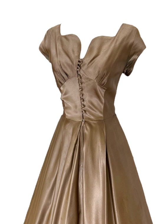 M 40s 50s Vintage Dress Taupe Tan Brown Full Skir… - image 8