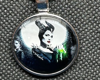 Llavero de la película MALÉFICA con villanos de Disney