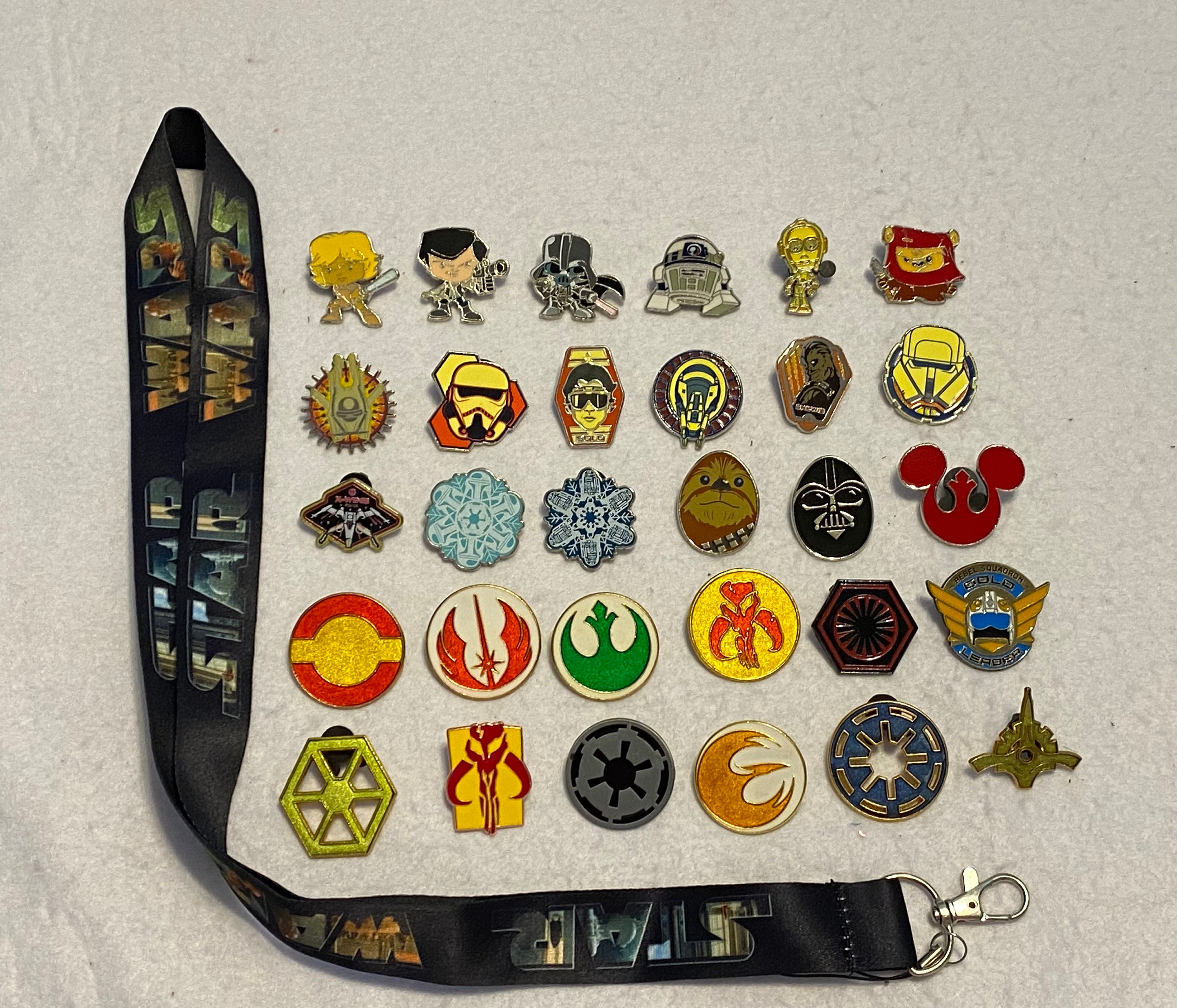 STAR WARS Disney Pins Lanyard Set Lanyard Starter Set Trading Pin Set 