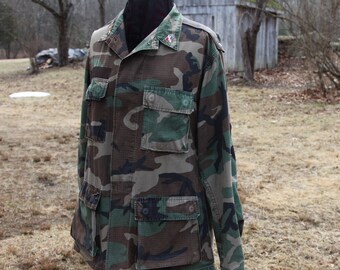 Army Jacket - Authentic - Military - Camo - Upcycled Refashioned Repurposed Clothing - Size Mens Medium