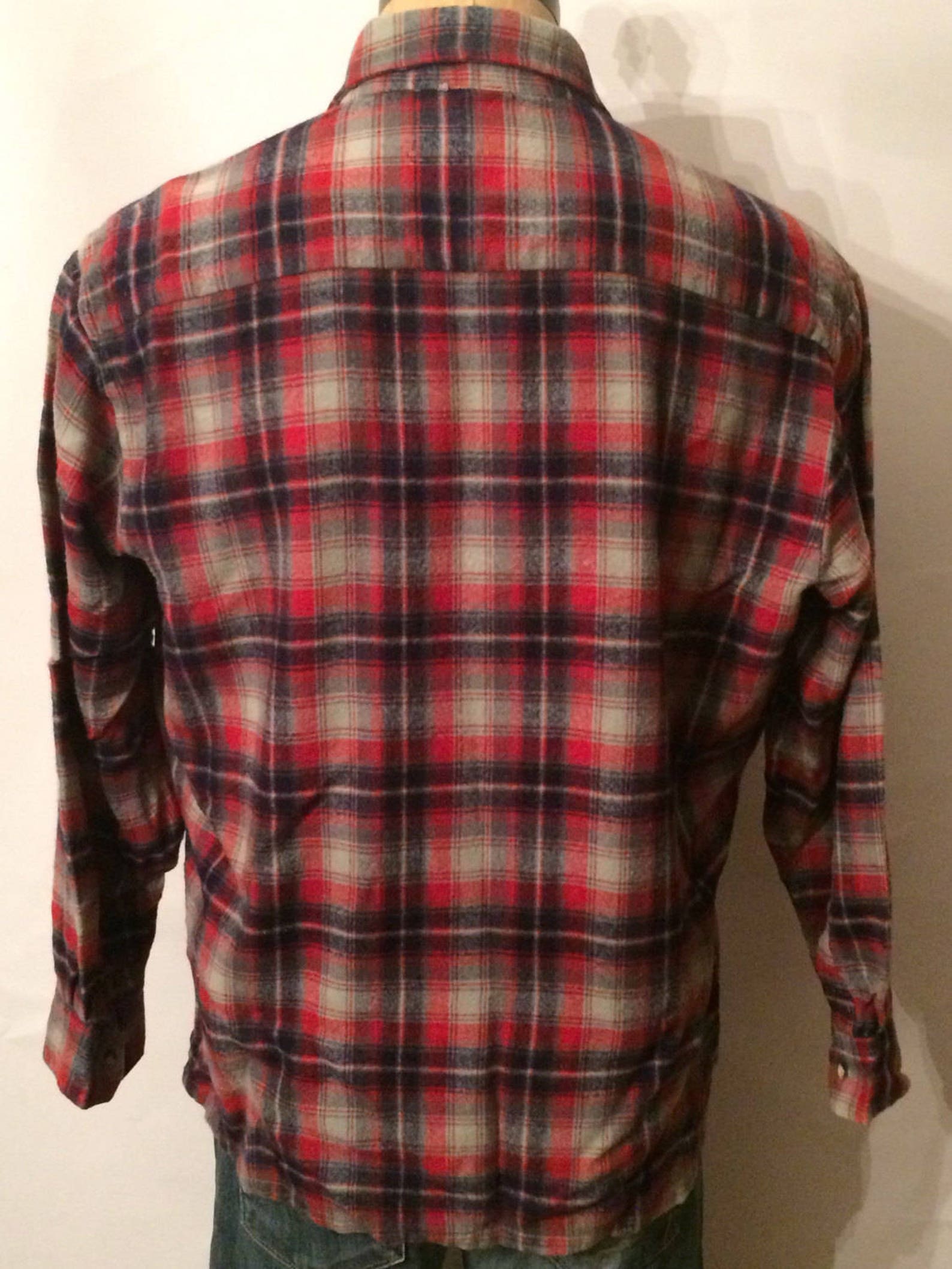 Vintage MENS Outreach red grey blue & white plaid flannel | Etsy