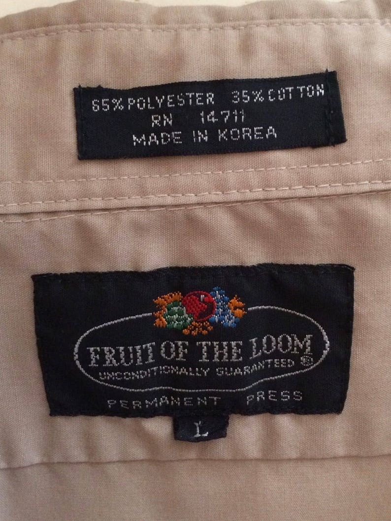 Vintage MENS 1970s Fruit of the Loom military styled khaki short sleeve shirt with epaulettes size L