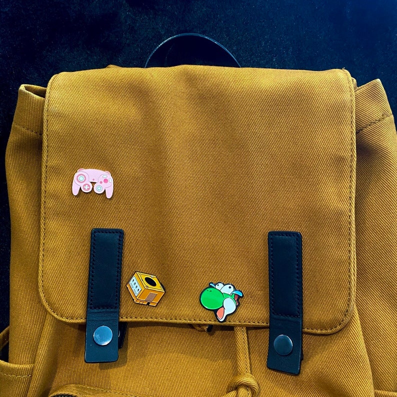 Laughing Yoshi Pin