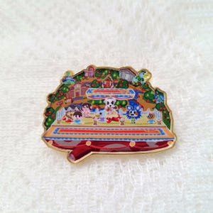Smashville Pin