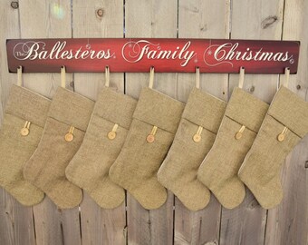 Signo de exhibición de medias personalizado - Percha de medias - Soporte de medias de Navidad - Navidad personalizada - Decoración de Navidad - Regalo de Navidad -BornOnBonn