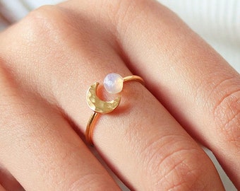 Raw Opal Ring, Crescent Moon Ring Opal, Raw Stone Ring, Gold Ring for Women, Raw Gemstone Ring, Gift for Girlfriend, Unique Gift for Wife