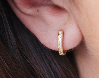 Tiny CZ Huggie Earrings ,Small Hoop Earrings, Gold Hoops Earring, Dainty Earrings, Minimalist Earrings Gift for Her