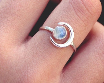 Moonstone Ring for Women, Raw Stone Ring Moonstone,Celestial Jewelry Gift for Her,Girlfriend Gift For Wife Unique Gift Celestial Ring