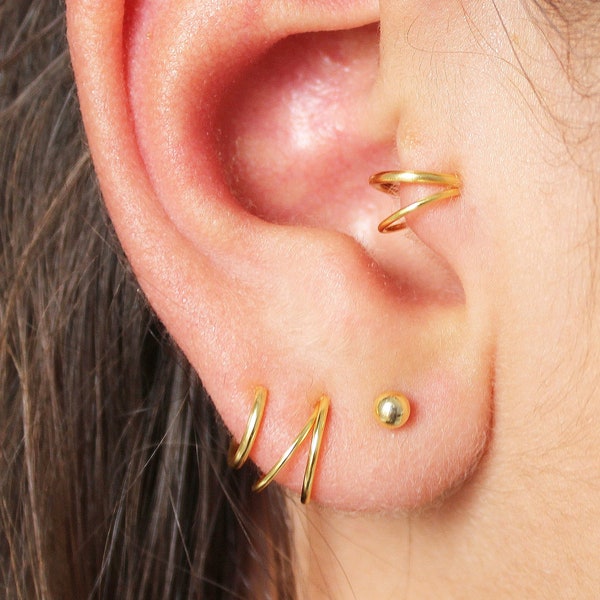 Tragus Piercing, Gold Tragus Earring, Cartilage Hoop, Helix Earring, Gold Daith Piercing, Tiny Hoop Earring Gold