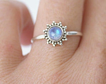 Moonstone Ring, Sterling Silver Ring Moonstone , Best Friend Gift, for Girlfriend , Rainbow Moonstone Boho Ring, Gift for Her