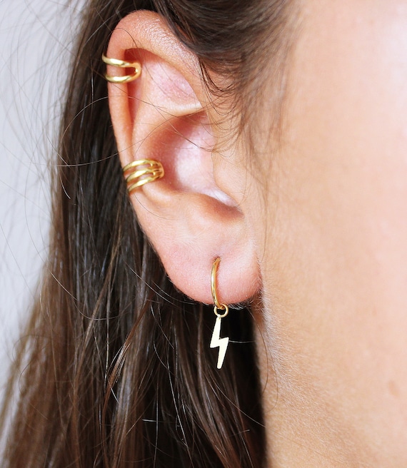 Gold lightning bolt hoop earrings deals