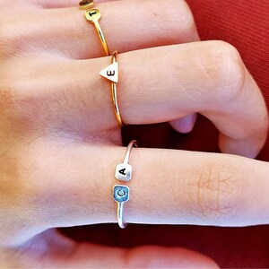 Tiny Initial Ring,Personalized Stacking Rings, Initial stacking RING, Stackable Name Rings, Personalized Jewelry, Initial, Bridesmaid Gift imagem 9