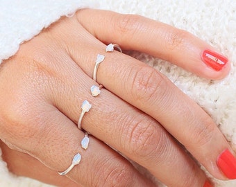3 Opal Ring, Opal Sterling Silver Ring, White Opal Stacking Rings, Dainty Opal Ring, Stackable Rings, Opal Simple Ring