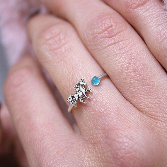 Bague ouverte licorne bague inspirante cadeau d anniversaire licorne pour fille bague licorne bague delicate licorne bague delicate bague reglable Etsy France