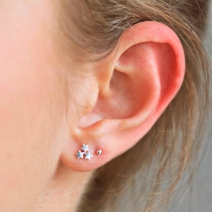 2 Mismatched Earrings,Stud Earrings,Studs Set Bestfriend Gift, Stars & Moon Earrings,Cartilage Earings,Tragus Earrings,Rose Gold Earrings