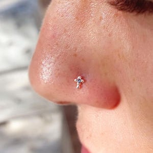 Cross Tragus Piercing, Tiny Tragus Earring, Cross Nose Stud, Tragus, Small Cartilage Earring, Tragus Stud, Body Jewelry,
