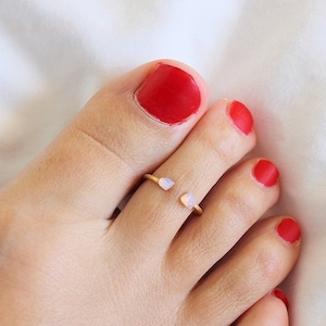 Raw Stone Toe Ring, Druzy Toe Ring, Sterling Silver Toe Ring , Minimal Modern Jewelry, Minimal image 1