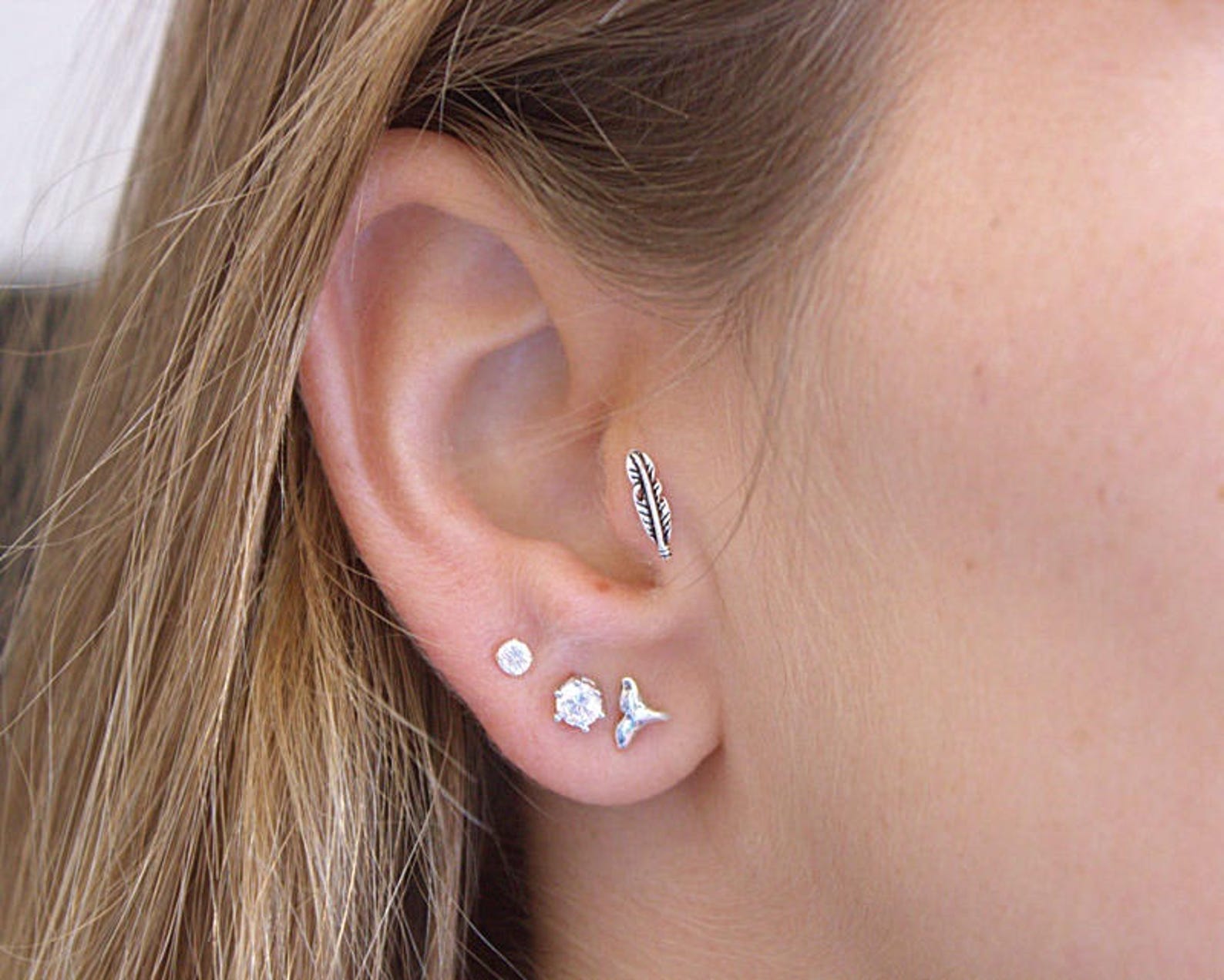 Tiny Tragus Piercing , Tragus Jewelry, Feather Tragus Earring, Dainty